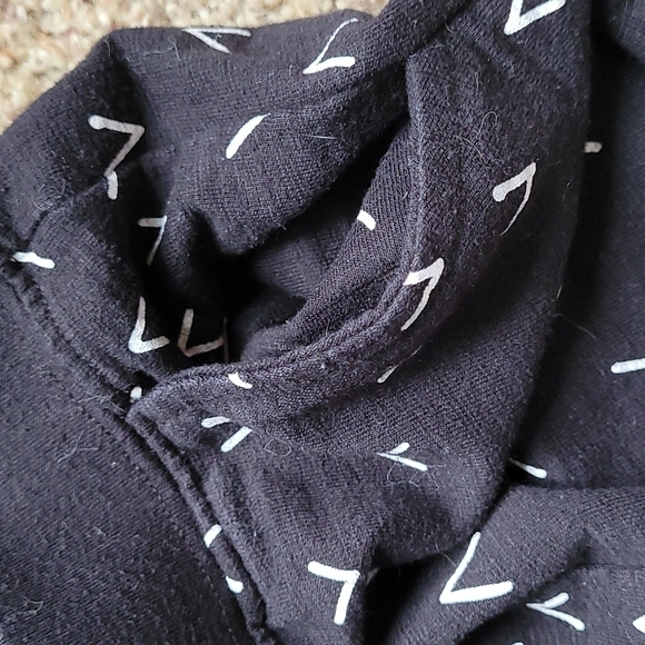 Okie Dokie 4T black joggers with V design - Picture 7 of 7